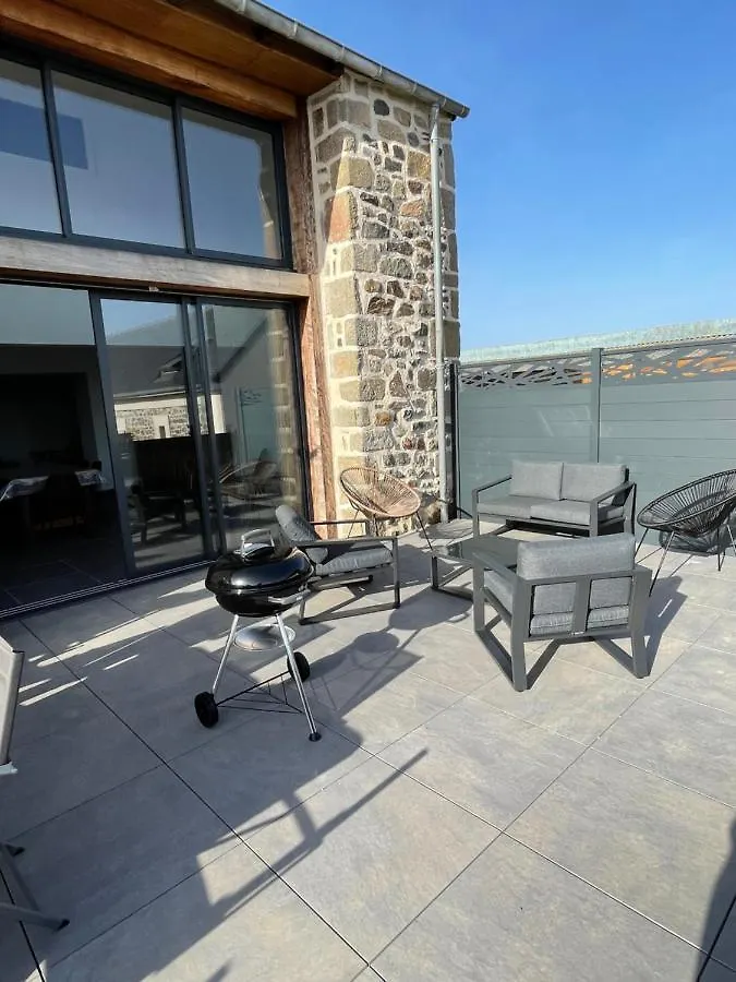 Magnifique Corps De Ferme Renove Avec Jacuzzi Villa Hillion