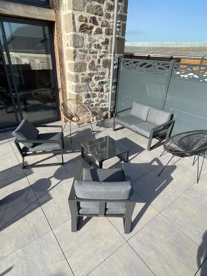 Magnifique Corps De Ferme Renove Avec Jacuzzi Villa Hillion